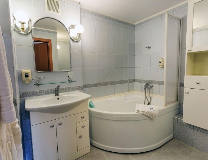 Апартаменты 2-местные 2-комнатные корпус 1 - Санаторий «Озерный» Беларусь